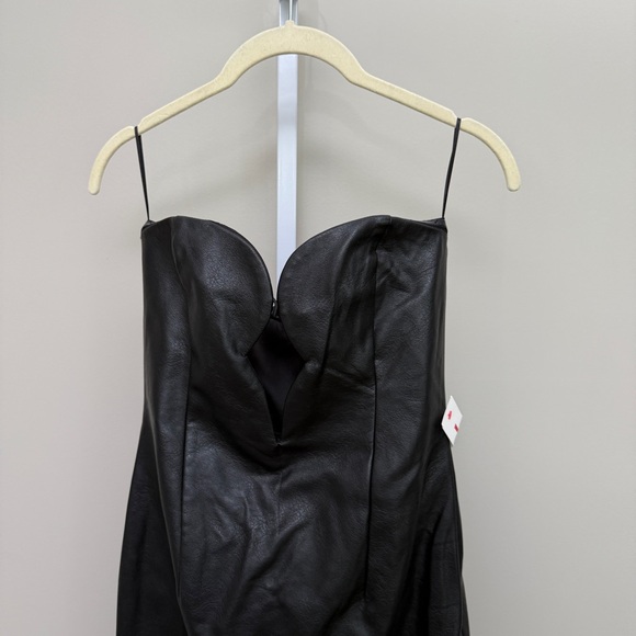 Bardot Eleni Vegan Leather Midi Dress In Black size 4 new with tags - Picture 4 of 8